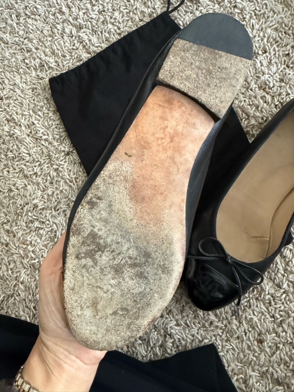 CHANEL Black Leather Ballet Flats with Bow and CC Cap Toe - Picture 4 of 13